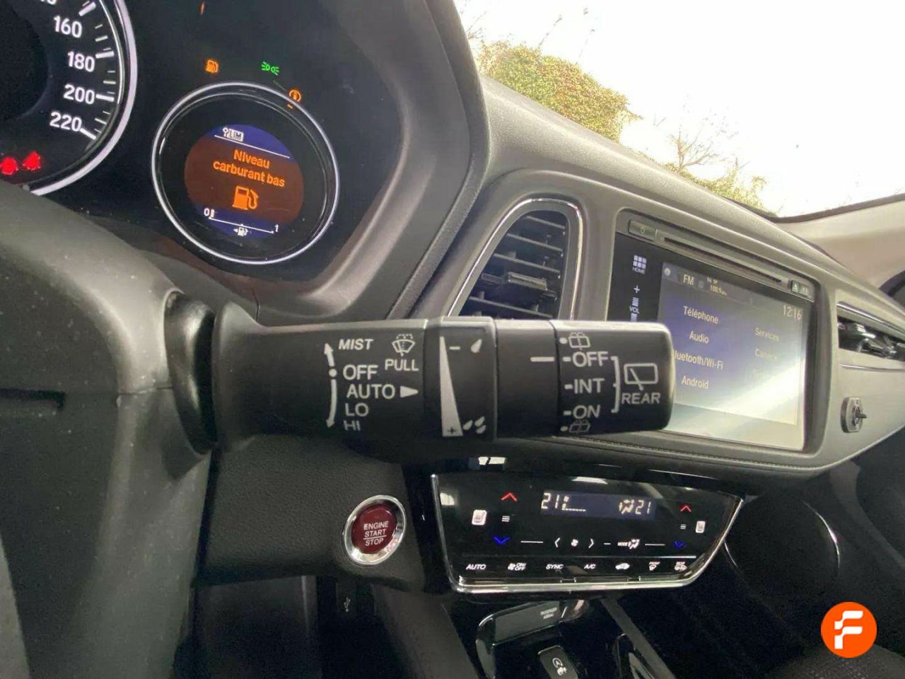 Foto Honda HR-V 28