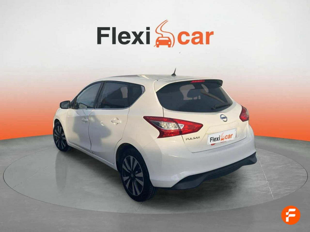 Foto Nissan Pulsar 5