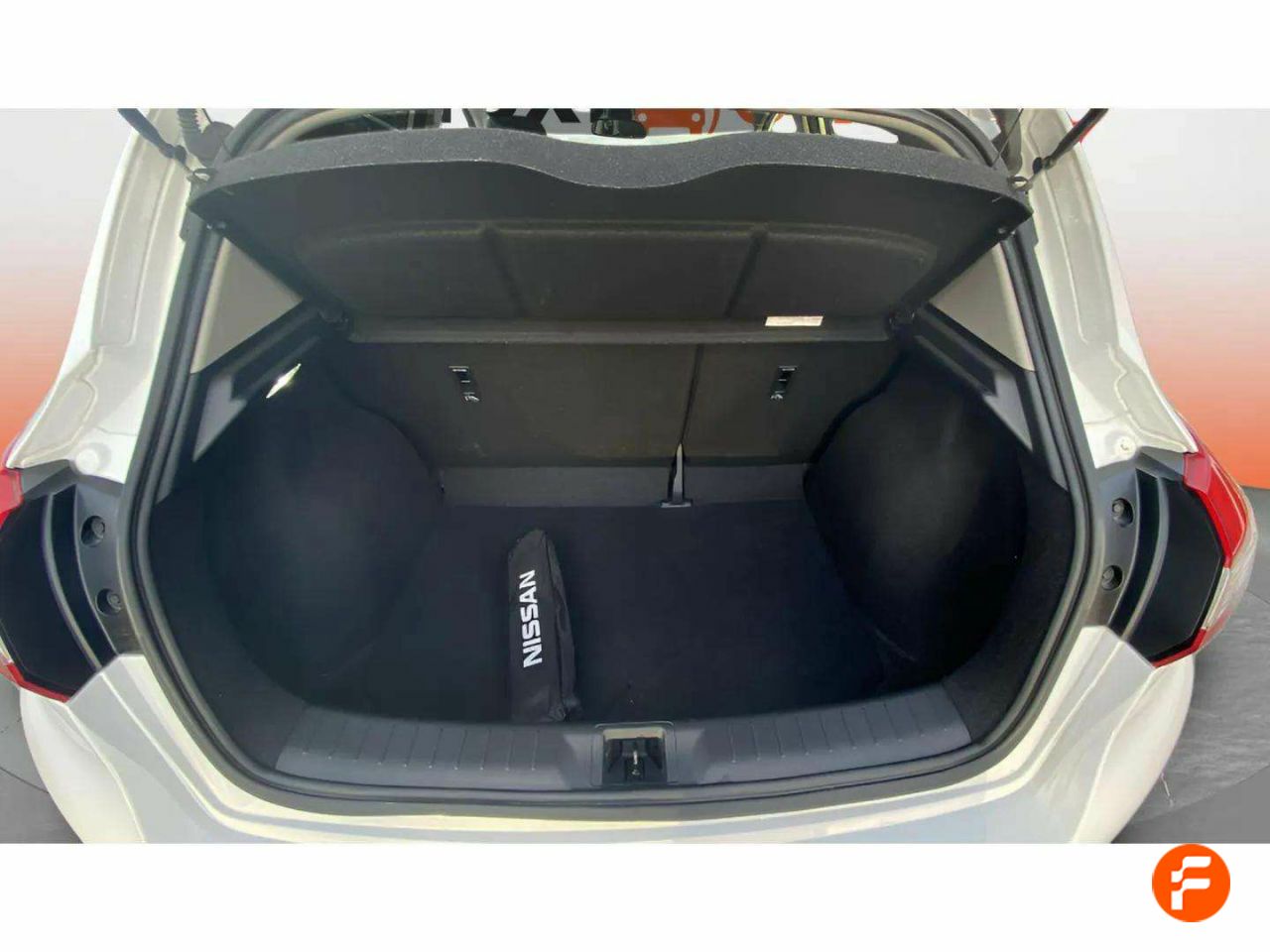 Foto Nissan Pulsar 10