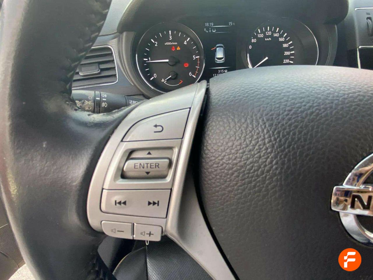 Foto Nissan Pulsar 19