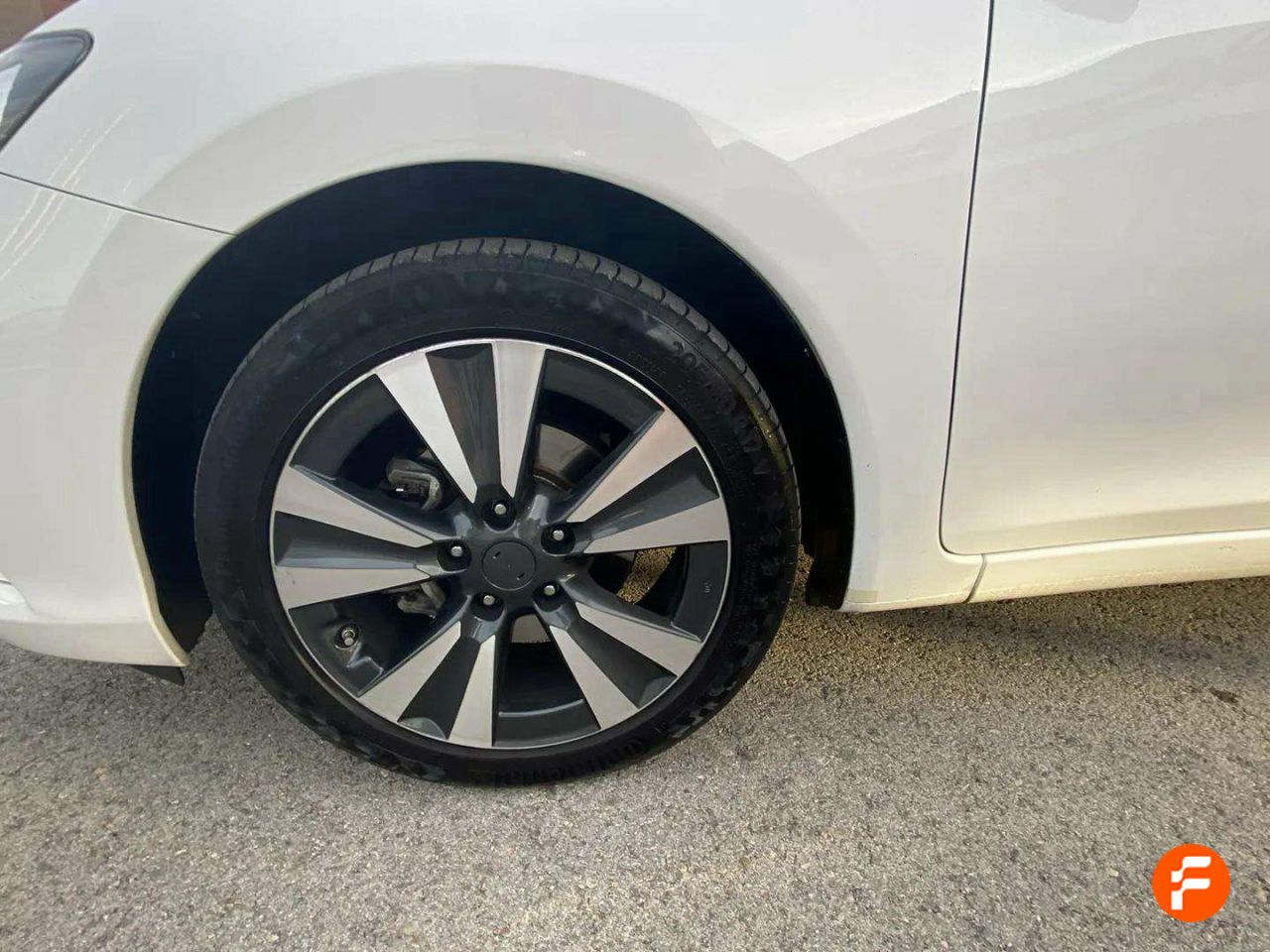 Foto Nissan Pulsar 28