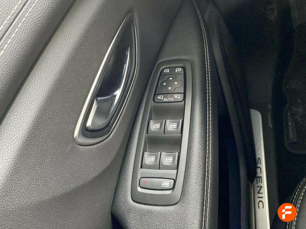 Foto Renault Grand Scénic 11
