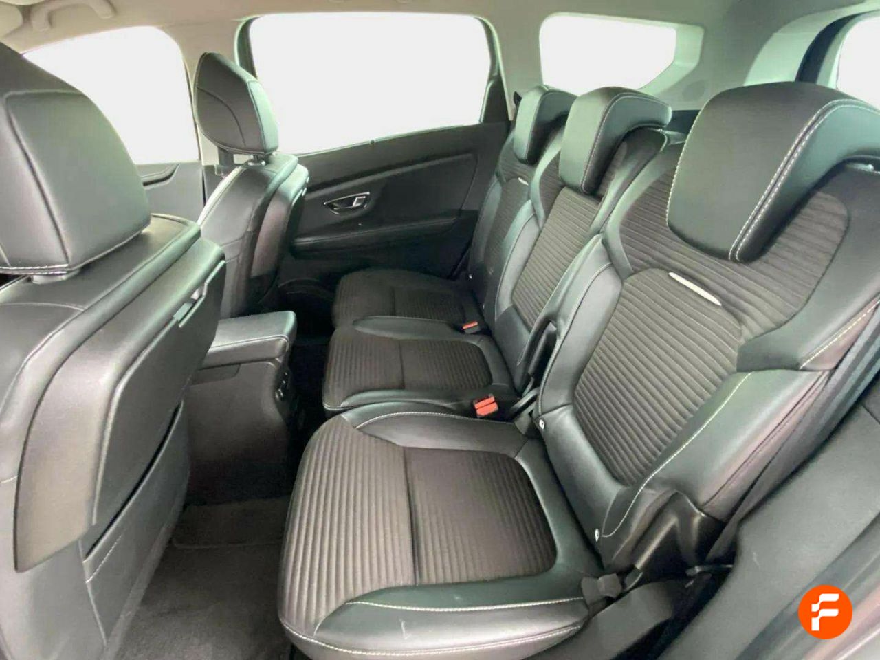 Foto Renault Grand Scénic 18
