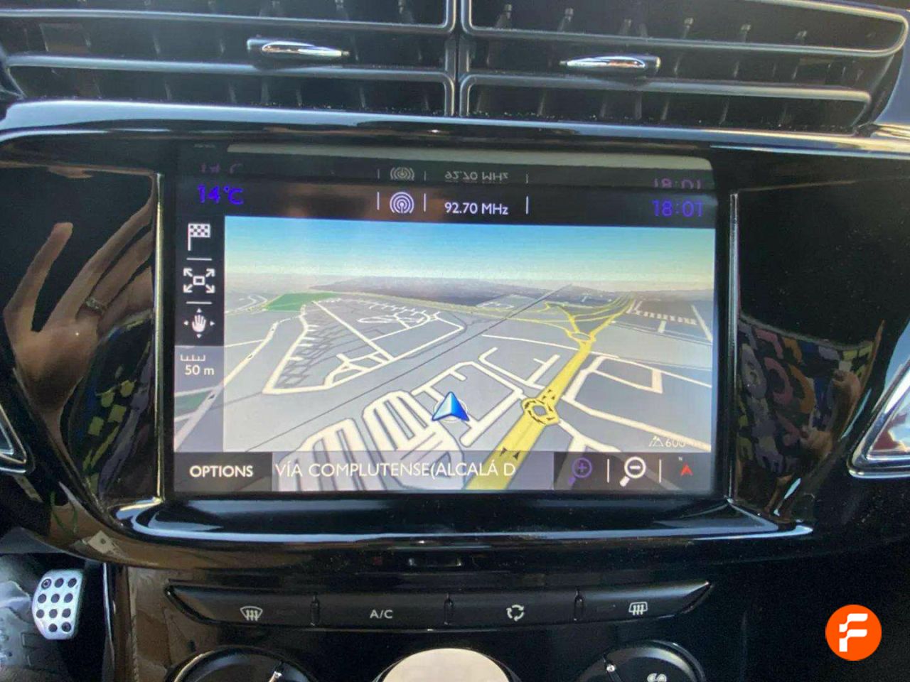 Foto DS Automobiles DS 3 11