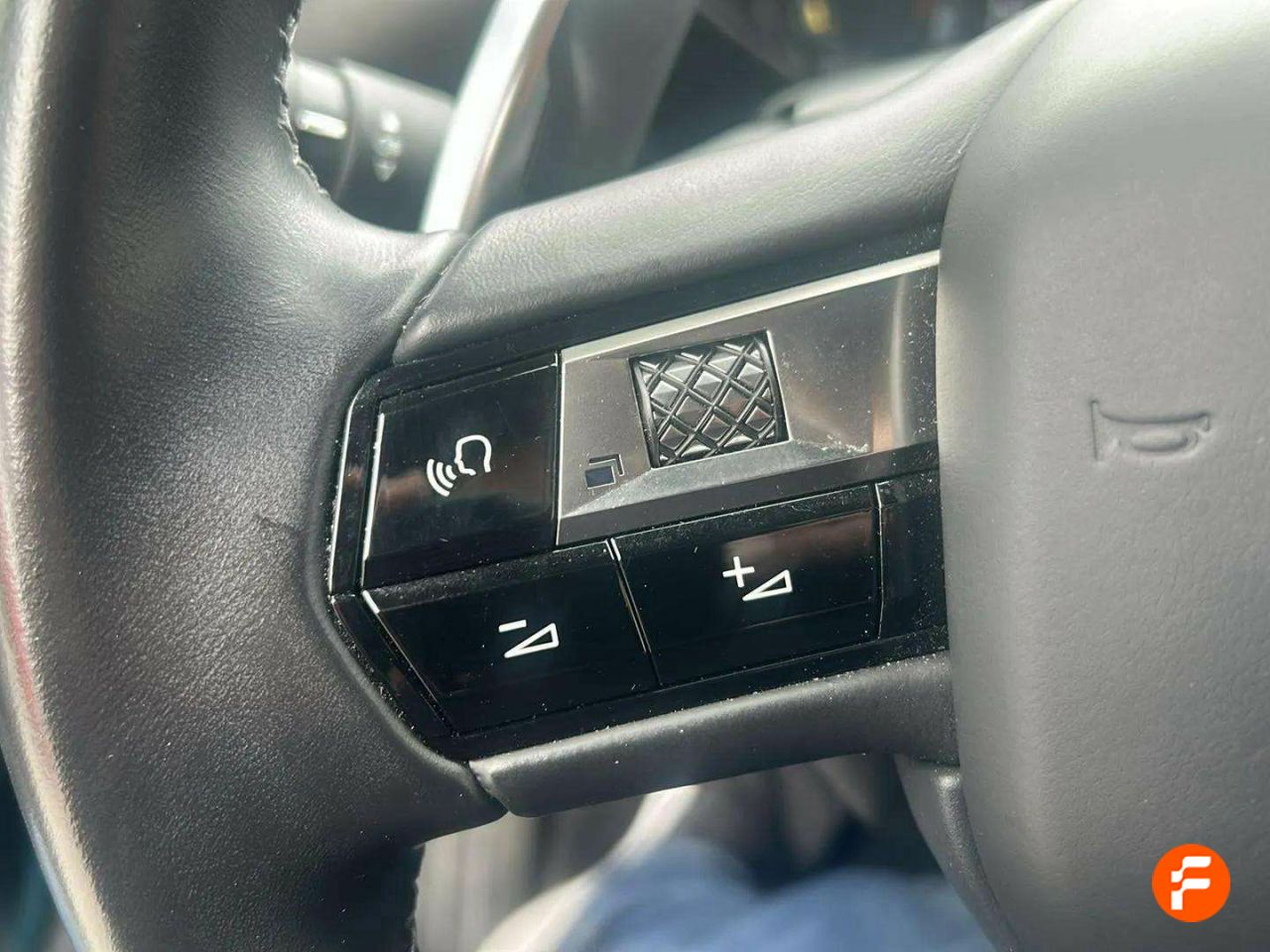 Foto DS Automobiles DS 3 16