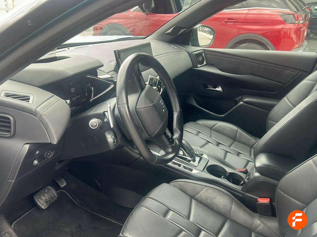 Foto DS Automobiles DS 3 28