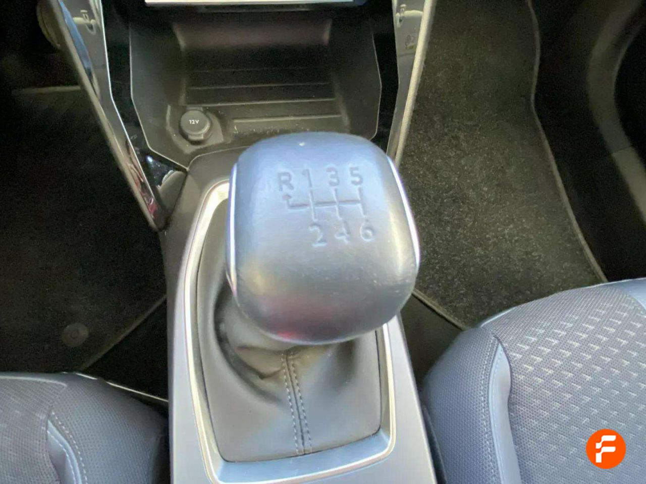 Foto Peugeot 2008 28