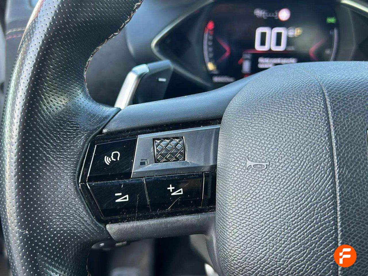 Foto DS Automobiles DS 3 14