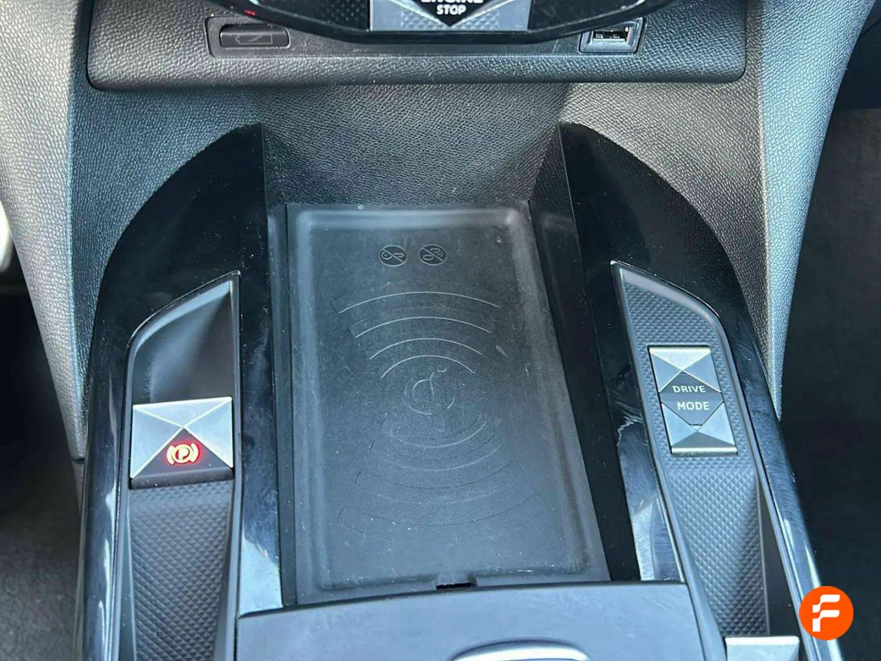 Foto DS Automobiles DS 3 18