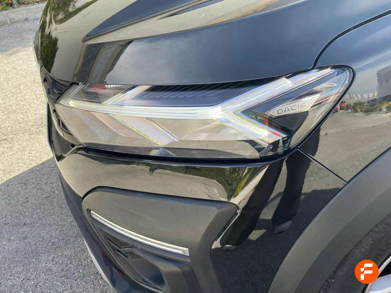 Foto Dacia Sandero 30