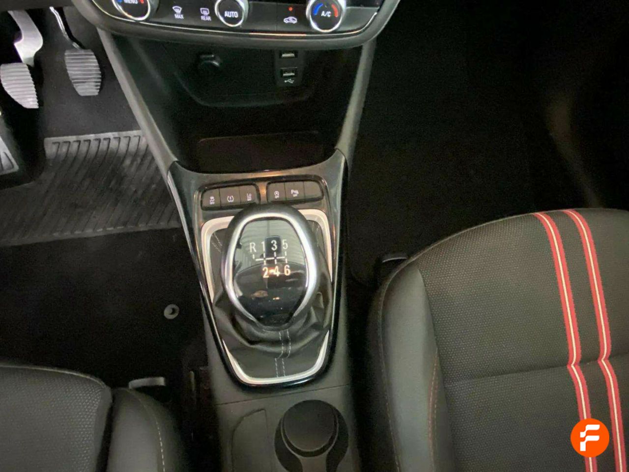 Foto Opel CrossLand 26