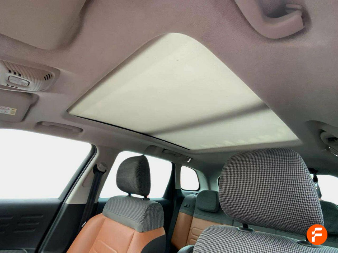Foto Citroën C3 Aircross 12