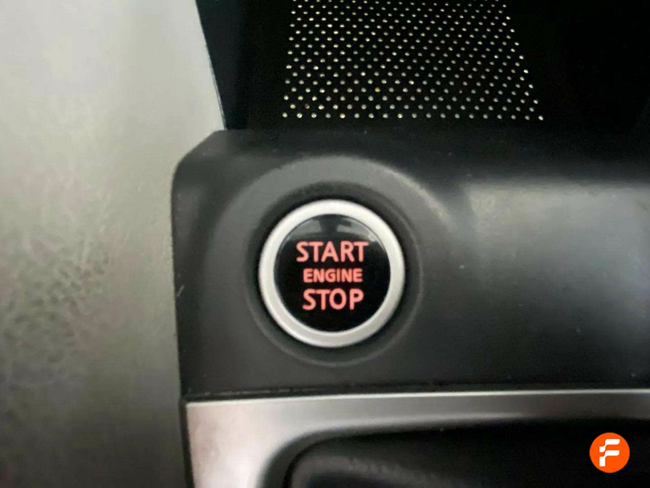 Foto Nissan Micra 12