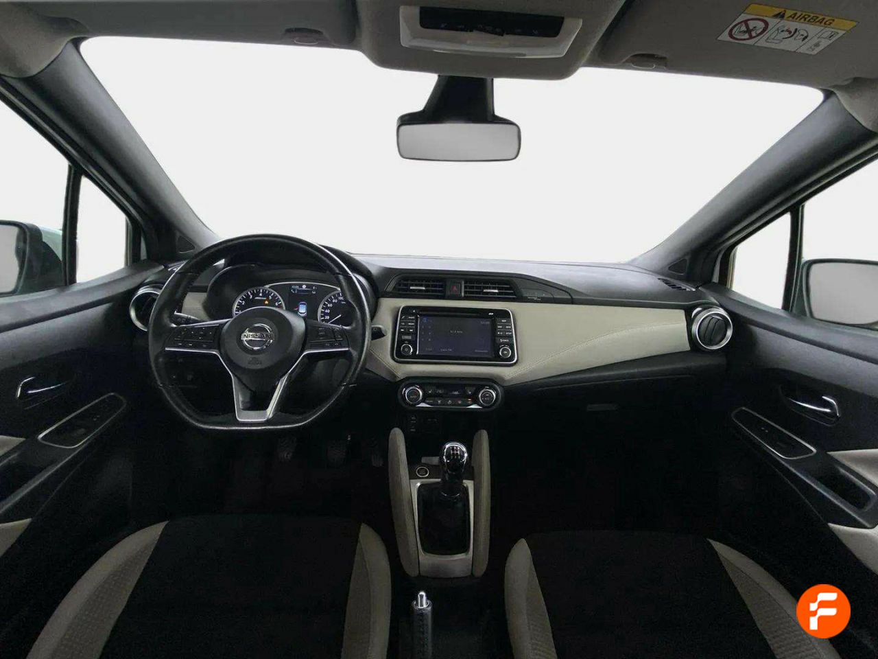 Foto Nissan Micra 18