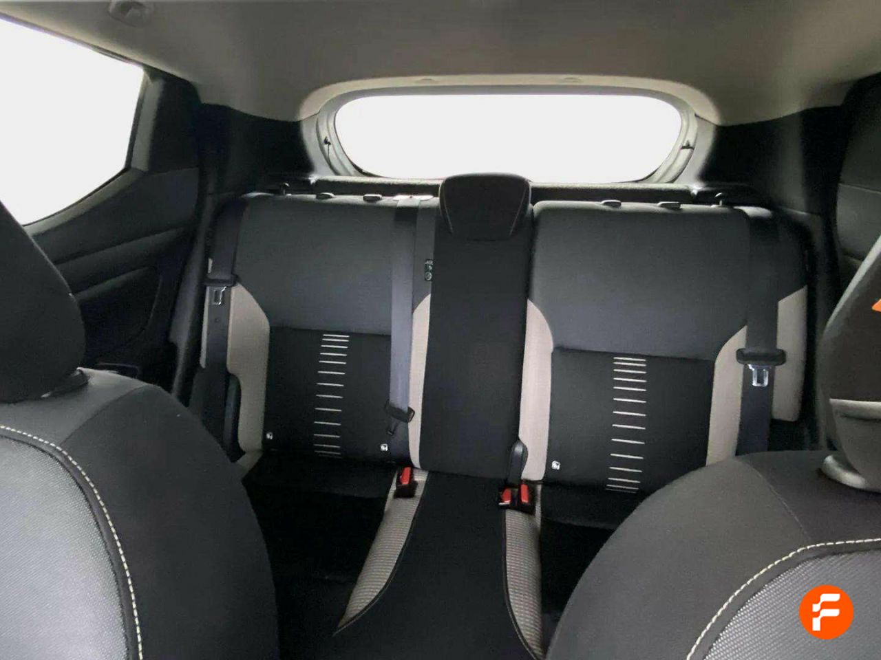 Foto Nissan Micra 21