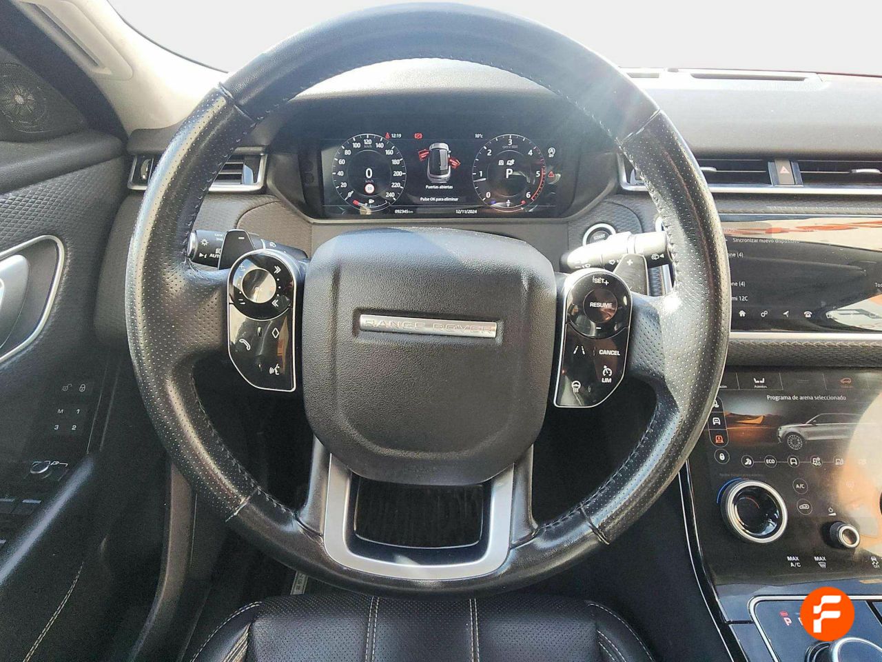 Foto Land-Rover Range Rover Velar 12