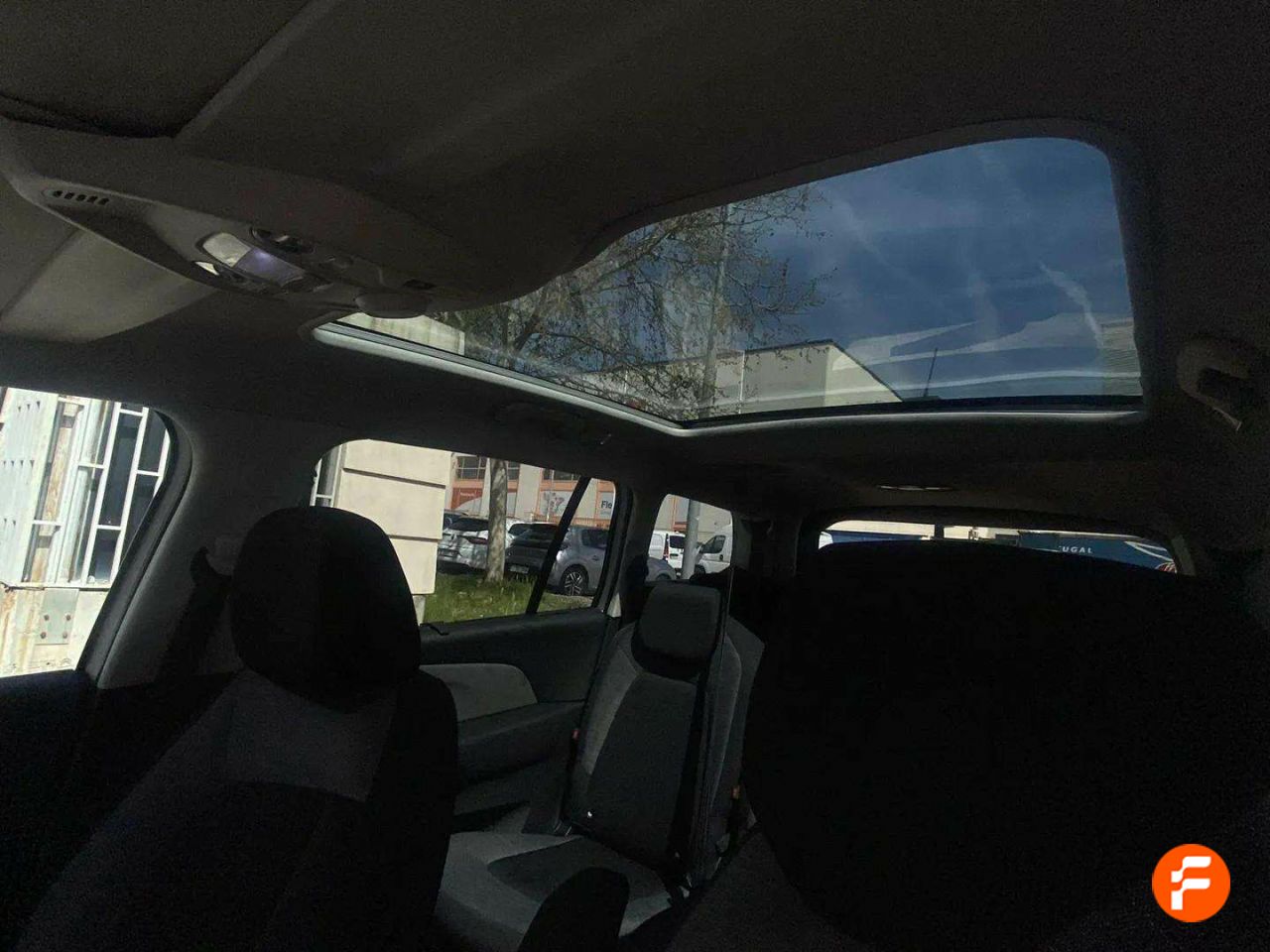 Foto Citroën Grand C4 Picasso 18