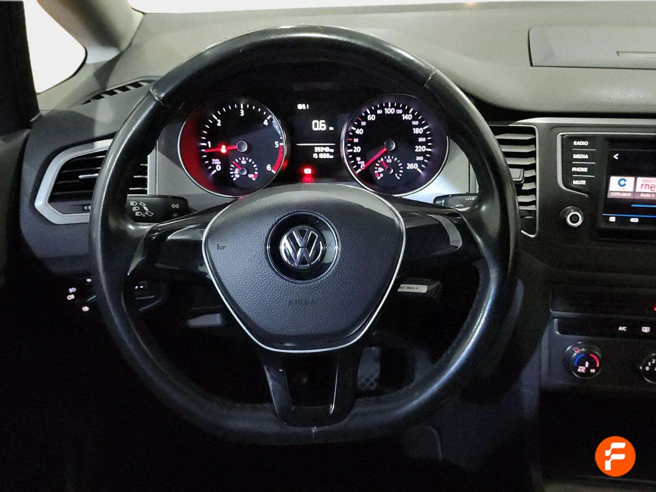 Foto Volkswagen Golf 13