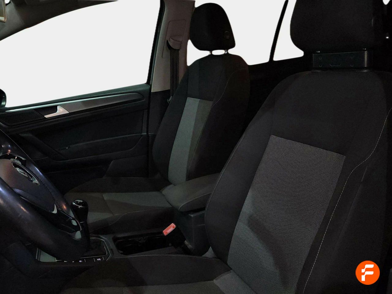 Foto Volkswagen Golf 14