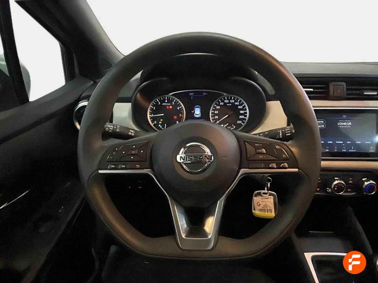 Foto Nissan Micra 12