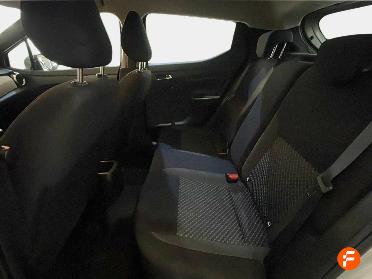 Foto Nissan Micra 14