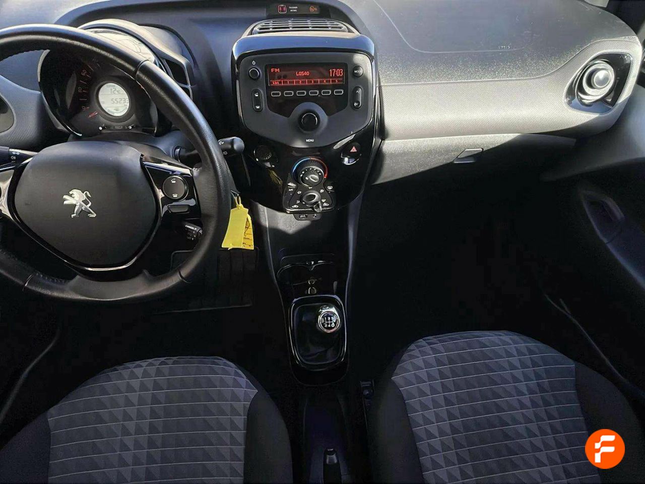 Foto Peugeot 108 10