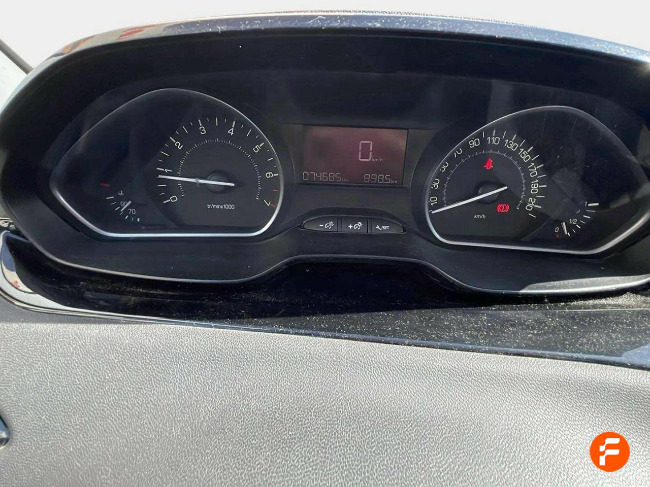 Foto Peugeot 208 13