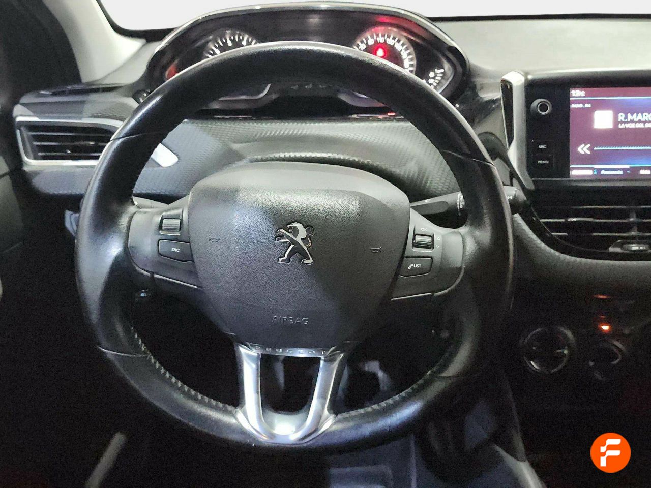 Foto Peugeot 208 10