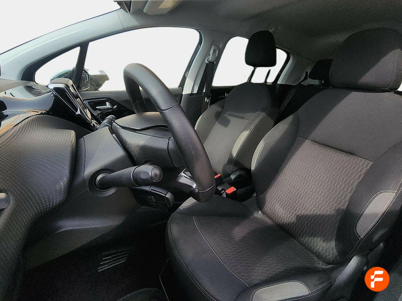 Foto Peugeot 208 15
