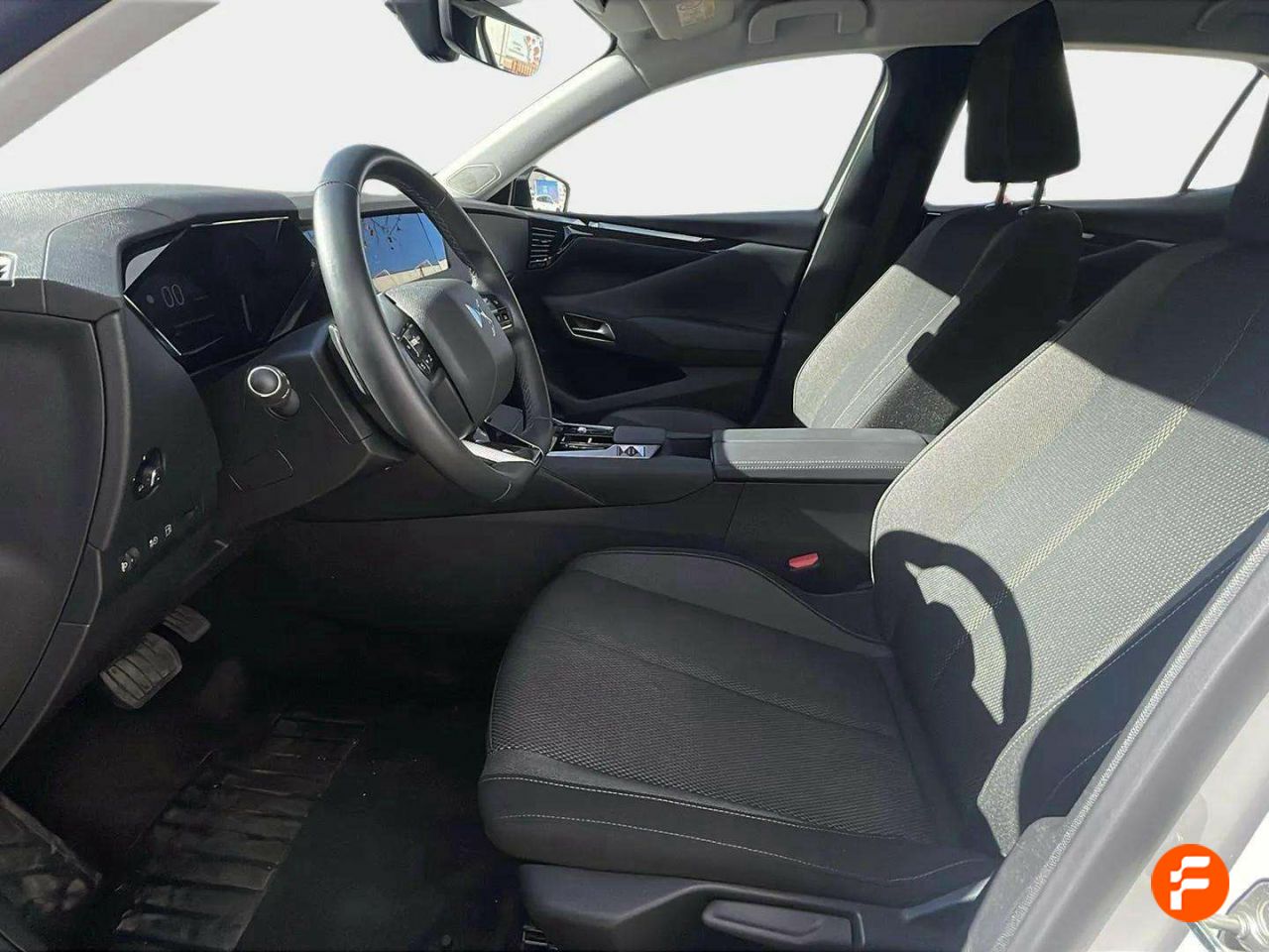 Foto DS Automobiles DS 4 12