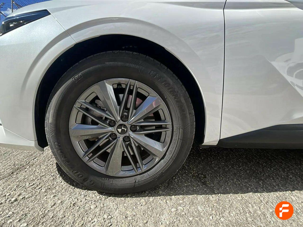 Foto DS Automobiles DS 4 18