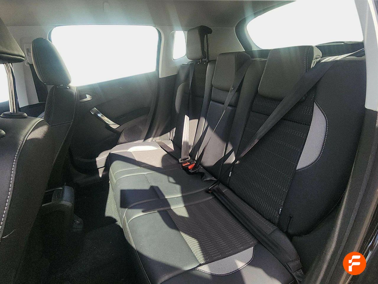 Foto Peugeot 2008 15