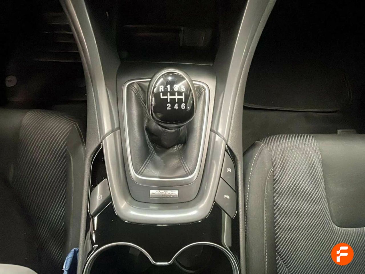 Foto Ford Mondeo 10