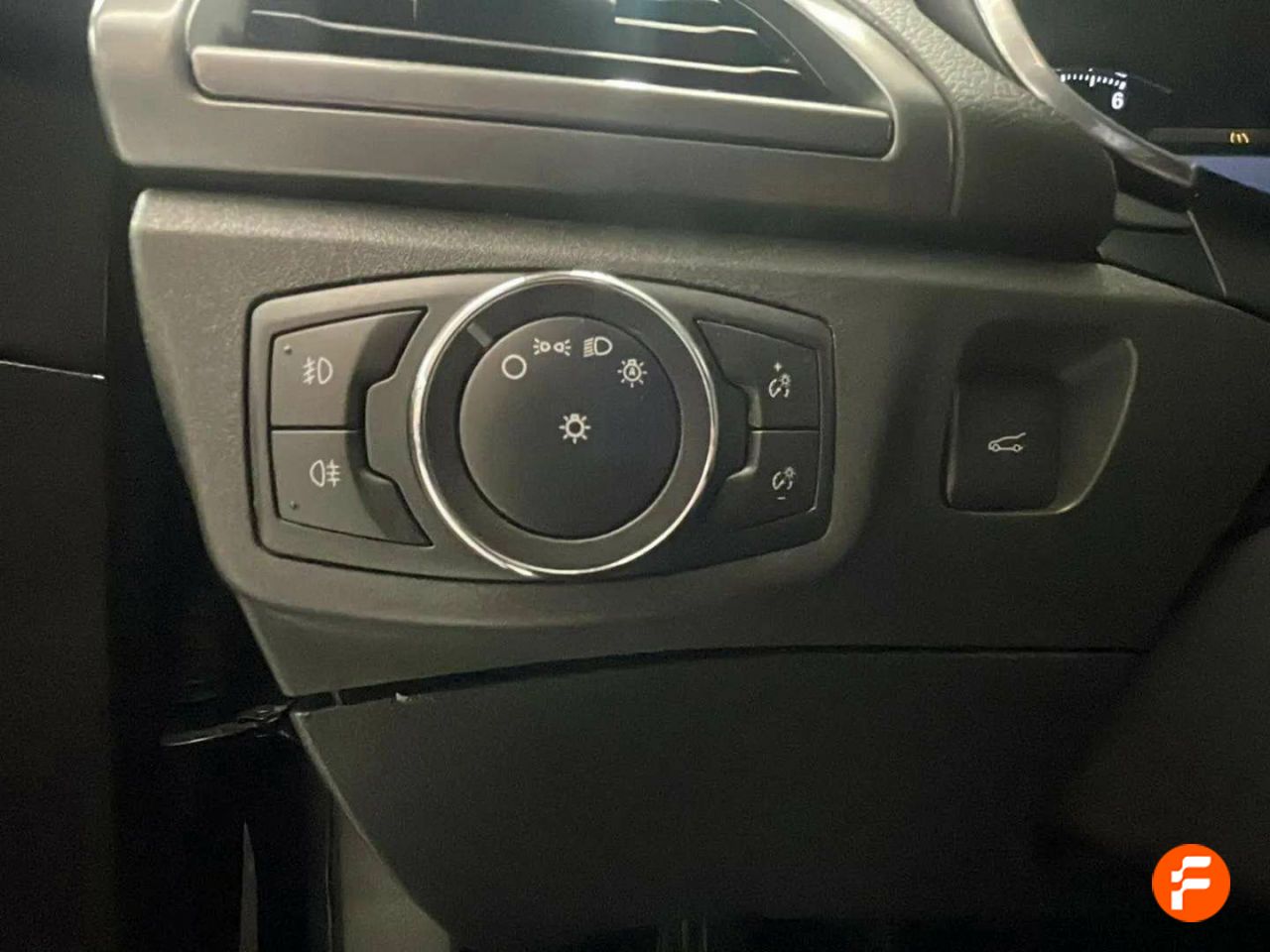 Foto Ford Mondeo 28