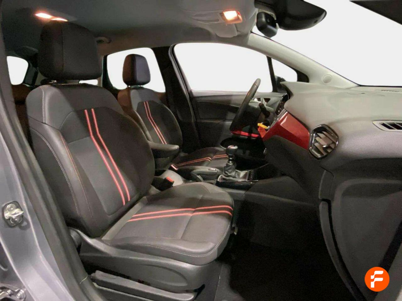 Foto Opel CrossLand 12