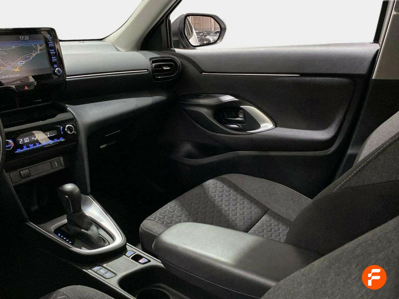 Foto Toyota Yaris 35