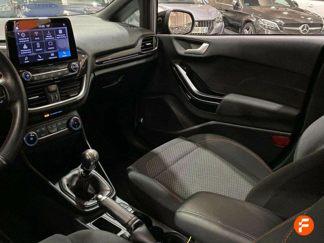 Foto Ford Fiesta 32