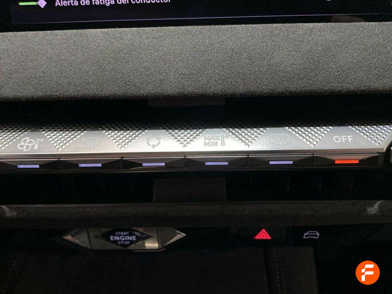 Foto DS Automobiles DS 4 33
