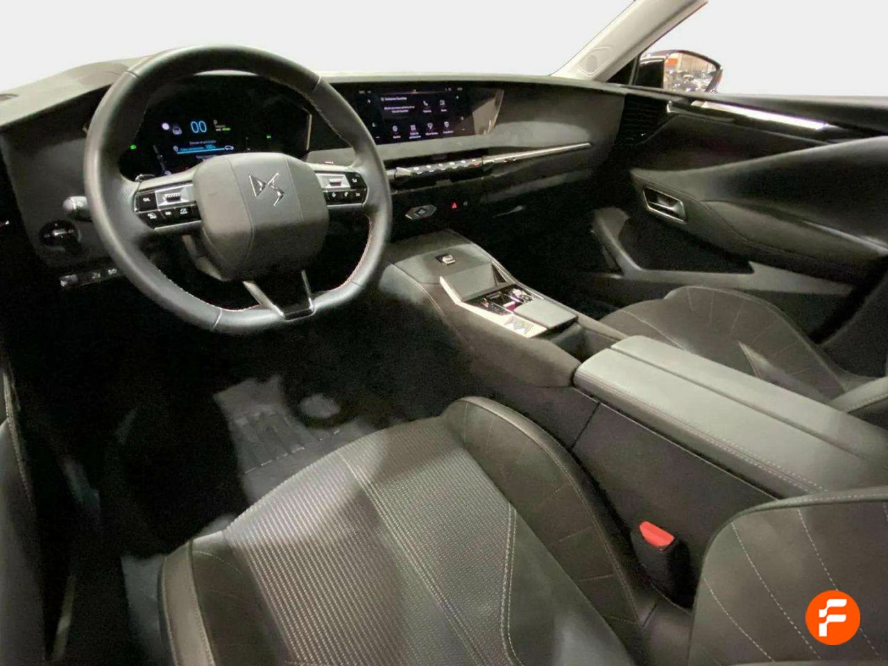 Foto DS Automobiles DS 4 37