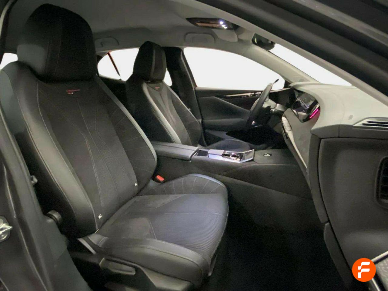 Foto DS Automobiles DS 4 14