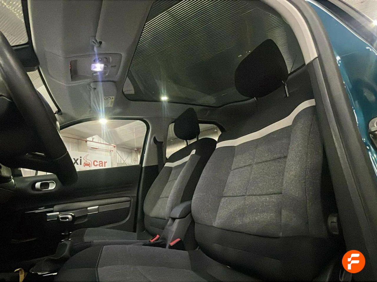Foto Citroën C4 Cactus 14