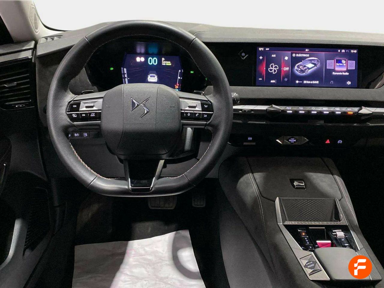 Foto DS Automobiles DS 4 17