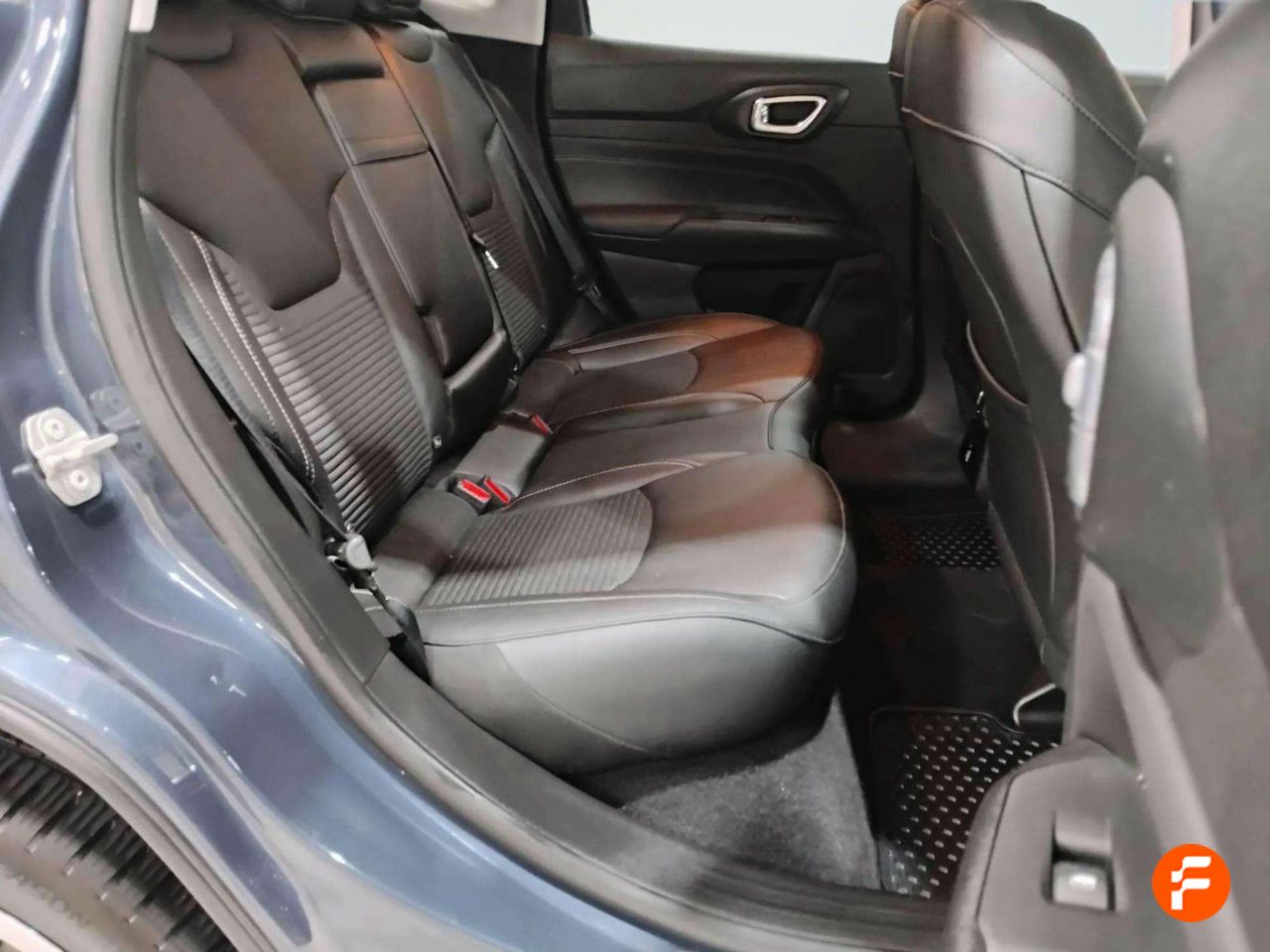 Foto Jeep Compass 25