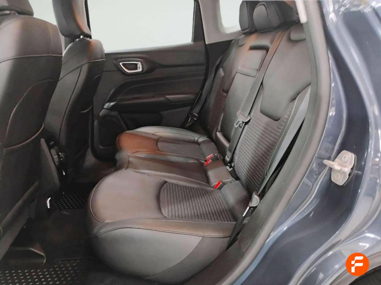 Foto Jeep Compass 26