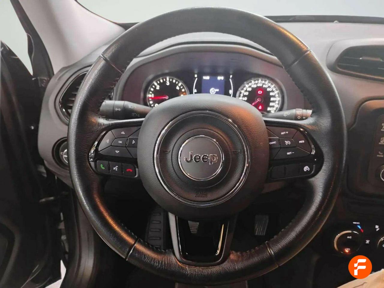 Foto Jeep Renegade 13