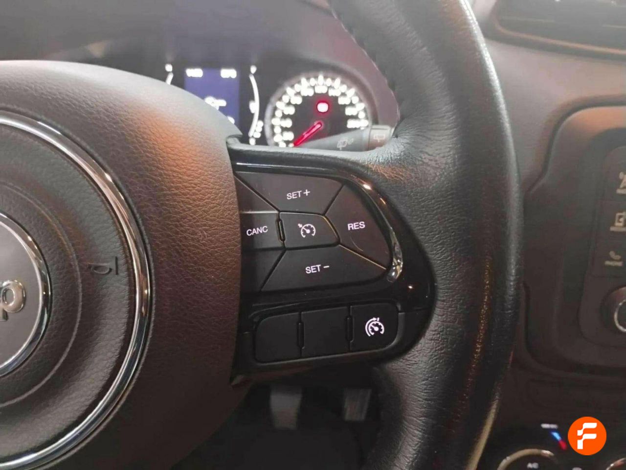 Foto Jeep Renegade 14