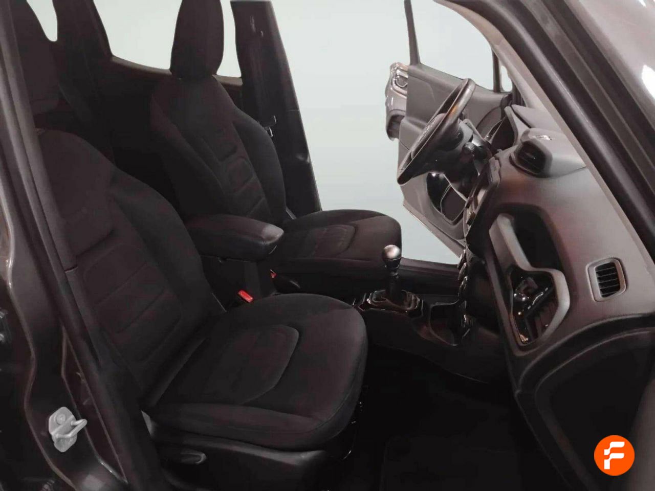 Foto Jeep Renegade 24