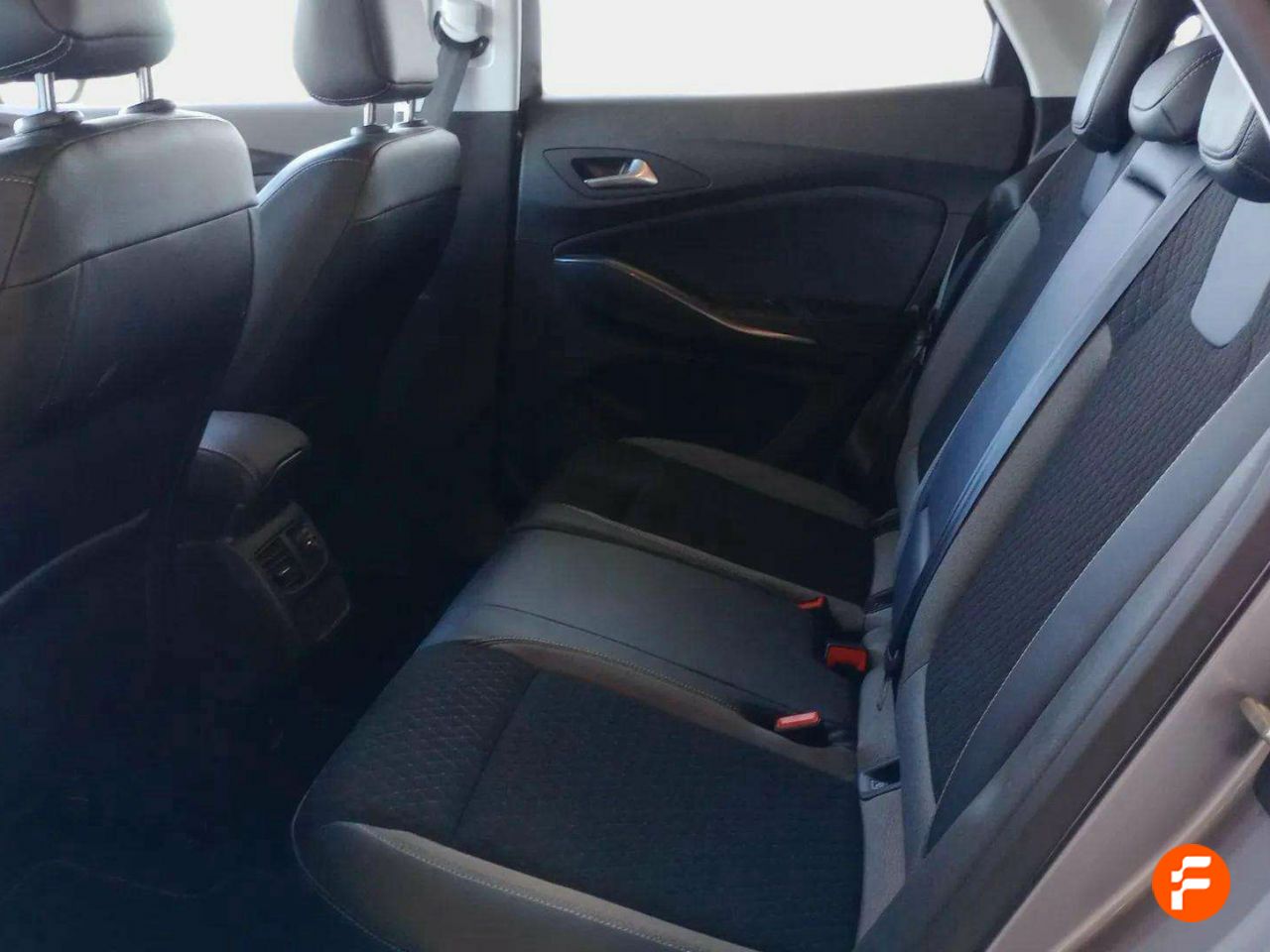 Foto Opel Grandland X 16