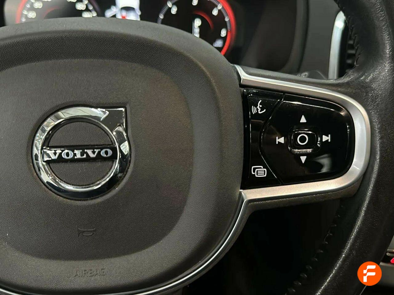 Foto Volvo XC90 13