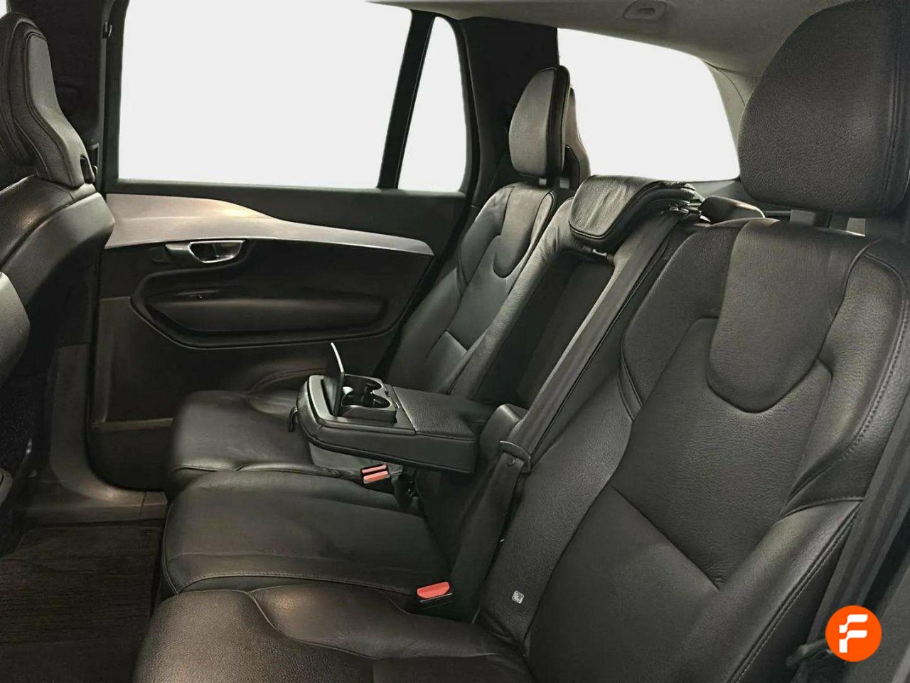 Foto Volvo XC90 19